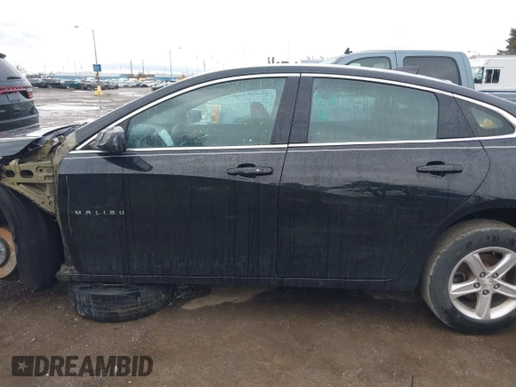 2019 Chevrolet Malibu LS with VIN 1G1ZB5ST7KF131084, listed as a IAAI auction lot 41726724 with 125,388 mi miles and . Bid and sale history available at DreamBid. Image 15.