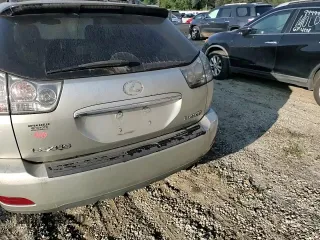 2004 Lexus RX 330 with VIN 2T2HA31U54C018889, listed as a Copart auction lot 70230914 with 180,080 mi miles and Salvage Title. Bid and sale history available at carsss.com. Image 11.