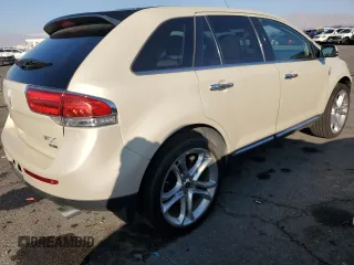 2014 Lincoln MKX z VIN 2LMDJ8JK0EBL14248, wystawiony jako Copart lot #49109075 z przebiegiem 149 317 mil mil oraz Szkoda całkowita • Salvage title. Historia ofert i sprzedaży dostępna na DreamBid. Obrazek 3.