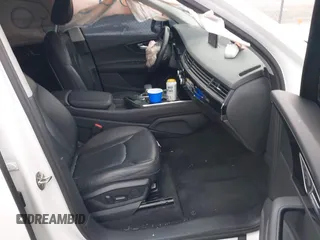 2017 Audi Q7 Premium Plus z VIN WA1LAAF72HD001749, wystawiony jako IAAI lot #41109368 z przebiegiem 120 063 mil mil oraz . Historia ofert i sprzedaży dostępna na DreamBid. Obrazek 5.