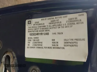2000 Chevrolet Silverado 2500 z VIN 1GCGC24R1YR112498, wystawiony jako IAAI lot #42386089 z przebiegiem 41 338 mil mil oraz . Historia ofert i sprzedaży dostępna na DreamBid. Obrazek 9.