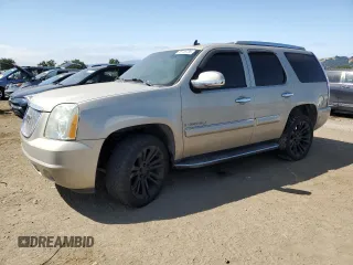 2007 GMC Yukon Denali z VIN 1GKFK63847J206777, wystawiony jako Copart lot #58755735 z przebiegiem 176 237 mil mil oraz Szkoda całkowita • Salvage title. Historia ofert i sprzedaży dostępna na DreamBid. Obrazek 1.
