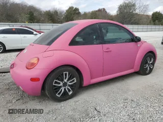 2003 Volkswagen New Beetle Coupe GL with VIN 3VWBK21C53M421251, listed as a Copart auction lot 78678044 with 140,676 mi miles and Clean Title. Bid and sale history available at carsss.com. Image 3.