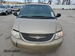 2002 Chrysler Town & Country LX with VIN 2C4GP44362R637151, listed as a Copart auction lot 49450105 with 190,772 mi miles and Salvage Title. Bid and sale history available at carsss.com. Image 5.