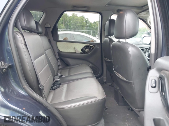 2003 Ford Escape XLT Popular 2 with VIN 1FMYU93183KD19909, listed as a IAAI auction lot 42518631 with 182,933 mi miles and . Bid and sale history available at DreamBid. Image 8.