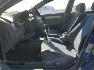 2006 Suzuki Forenza z VIN KL5JD56Z56K349704, wystawiony jako Copart lot #44724515 z przebiegiem Nie podano mil oraz Szkoda całkowita • Salvage title. Historia ofert i sprzedaży dostępna na DreamBid. Obrazek 7.