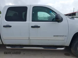 2008 GMC Sierra 1500 Work Truck z VIN 2GTEK133981178274, wystawiony jako IAAI lot #42146222 z przebiegiem 246 353 mil mil oraz . Historia ofert i sprzedaży dostępna na DreamBid. Obrazek 13.