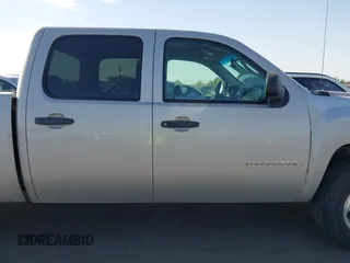 2007 Chevrolet Silverado 1500 Work Truck with VIN 2GCEC13C571535347, listed as a IAAI auction lot 41272098 with 350,157 mi miles and . Bid and sale history available at DreamBid. Image 13.