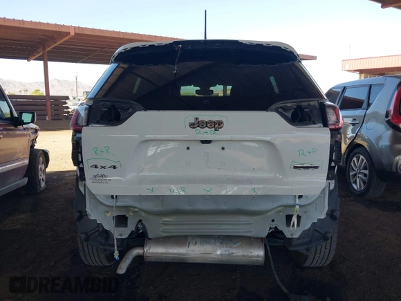 2019 Jeep Cherokee Latitude Plus with VIN 1C4PJMLB4KD441738, listed as a IAAI auction lot 42684317 with 50,480 mi miles and . Bid and sale history available at DreamBid. Image 17.