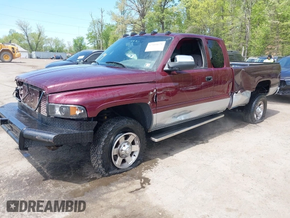 2002 Dodge 2500 z VIN 3B7KF23C92M244271, wystawiony jako IAAI lot #42104621 z przebiegiem 179 986 mil mil oraz . Historia ofert i sprzedaży dostępna na DreamBid. Obrazek 2.