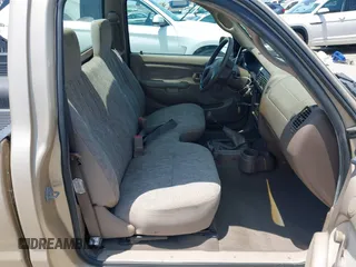 2004 Toyota Tacoma with VIN 5TENL42N04Z459368, listed as a IAAI auction lot 42585136 with 152,694 mi miles and . Bid and sale history available at DreamBid. Image 8.