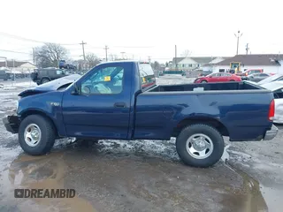 2003 Ford F-150 XL с VIN 2FTRF172X3CA60139, выставлен на аукционе IAAI как лот 41608378 с пробегом 81 965 миль миль и . История ставок и продаж доступна на DreamBid. Изображение 14.
