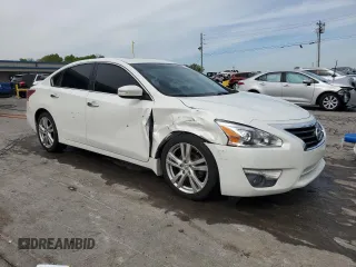 2013 Nissan Altima SV z VIN 1N4BL3AP8DN581923, wystawiony jako Copart lot #53995255 z przebiegiem 191 538 mil mil oraz Szkoda całkowita • Salvage title. Historia ofert i sprzedaży dostępna na DreamBid. Obrazek 4.
