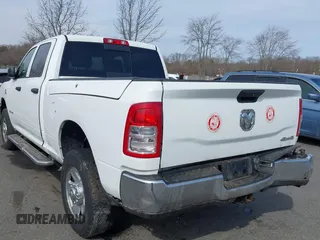2022 Ram 2500 Tradesman with VIN 3C6UR5CL5NG222389, listed as a IAAI auction lot 38798981 with 62,755 mi miles. Bid and sale history available at carsss.com. Image 3.