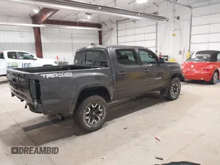 2023 Toyota Tacoma SR с VIN 3TYCZ5AN0PT178013, выставлен на аукционе IAAI как лот 42180865 с пробегом 19 355 миль миль и . История ставок и продаж доступна на DreamBid. Изображение 4.