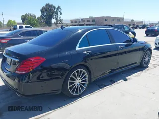 2015 Mercedes-Benz S 550 z VIN WDDUG8CBXFA123077, wystawiony jako IAAI lot #42194749 z przebiegiem 92 392 mil mil oraz . Historia ofert i sprzedaży dostępna na DreamBid. Obrazek 4.