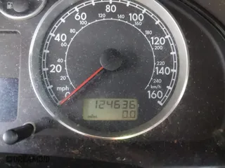 2002 Volkswagen Passat GLX with VIN WVWRH63B52P292822, listed as a IAAI auction lot 41954093 with 124,636 mi miles. Bid and sale history available at carsss.com. Image 7.