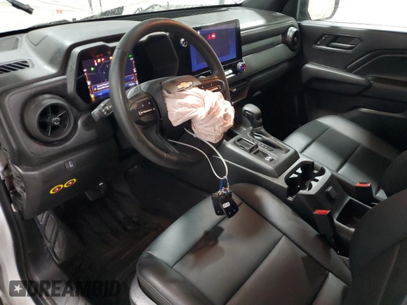 2023 Chevrolet Colorado 2WD Work Truck с VIN 1GCGSBEC5P1153517, выставлен на аукционе Copart как лот 57752845 с пробегом 17 838 миль миль и Чистый • Clean title. История ставок и продаж доступна на DreamBid. Изображение 8.