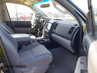 2011 Toyota Tundra 4WD Truck with VIN 5TFUM5F18BX020803, listed as a IAAI auction lot 41856078 with 110,119 mi miles. Bid and sale history available at carsss.com. Image 5.