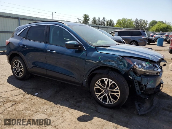 2020 Ford Escape SEL with VIN 1FMCU9H62LUB18204, listed as a Copart auction lot 61348225 with 67,462 mi miles and Salvage title. Bid and sale history available at DreamBid. Image 4.