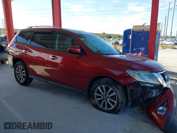 2016 Nissan Pathfinder SV with VIN 5N1AR2MN6GC621713, listed as a IAAI auction lot 41275408 with 136,017 mi miles. Bid and sale history available at carsss.com. Image 14.