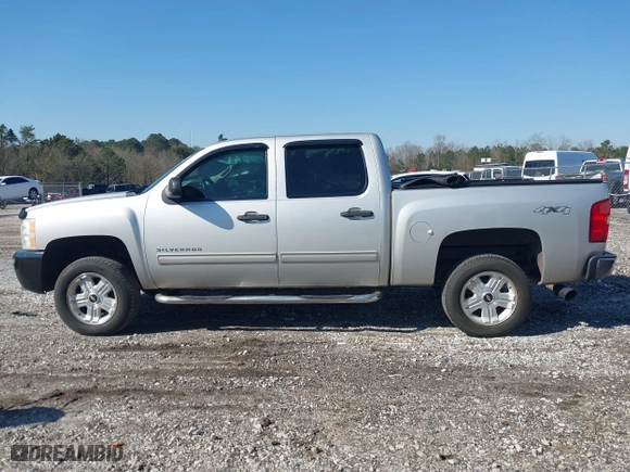 2011 Chevrolet Silverado 1500 LS with VIN 3GCPKREA1BG382164, listed as a IAAI auction lot 41785414 with 251,542 mi miles. Bid and sale history available at carsss.com. Image 14.