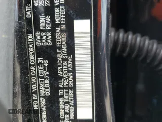 2017 Volvo S60 Inscription с VIN LYV402HK9HB147967, выставлен на аукционе Copart как лот 54924455 с пробегом 87 943 миль миль и Списание • Salvage title. История ставок и продаж доступна на DreamBid. Изображение 12.