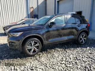 2024 Volvo XC40 Core Bright Theme с VIN YV4L12UK8R2334535, выставлен на аукционе Copart как лот 50716025 с пробегом 22 014 миль миль и Чистый • Clean title. История ставок и продаж доступна на DreamBid. Изображение 1.
