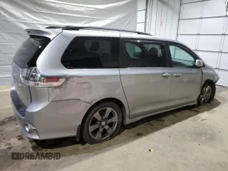 2017 Toyota Sienna SE with VIN 5TDXZ3DC6HS852078, listed as a Copart auction lot 51044615 with 81,552 mi miles and Salvage title. Bid and sale history available at DreamBid. Image 3.