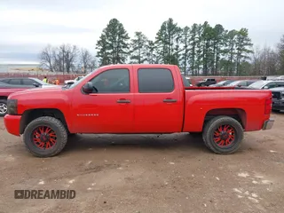 2011 Chevrolet Silverado 1500 with VIN 3GCPCPEA3BG174921, listed as a IAAI auction lot 41714566 with 180,806 mi miles and . Bid and sale history available at DreamBid. Image 14.