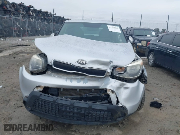 2014 Kia Soul with VIN KNDJN2A20E7702271, listed as a IAAI auction lot 41555814 with 125,296 mi miles. Bid and sale history available at carsss.com. Image 12.
