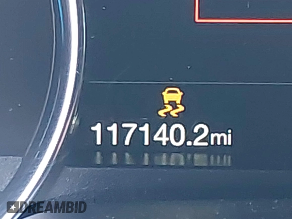 2018 Ford Expedition Max XLT with VIN 1FMJK1JT2JEA26516, listed as a IAAI auction lot 41304894 with 117,140 mi miles and . Bid and sale history available at DreamBid. Image 15.