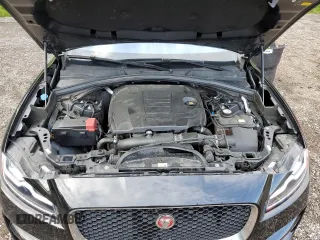 2018 Jaguar F-Pace 30t Prestige with VIN SADCK2GX6JA202895, listed as a Copart auction lot 60960074 with 72,674 mi miles and Clean title. Bid and sale history available at DreamBid. Image 11.
