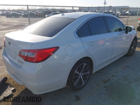 2015 Subaru Legacy 2.5i Limited with VIN 4S3BNBJ62F3062127, listed as a IAAI auction lot 41777626 with 190,091 mi miles. Bid and sale history available at carsss.com. Image 4.