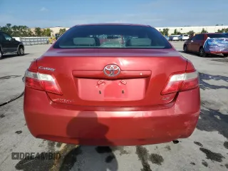 2008 Toyota Camry LE z VIN 4T1BE46K18U229183, wystawiony jako Copart lot #60221085 z przebiegiem 131 149 mil mil oraz Szkoda całkowita • Salvage title. Historia ofert i sprzedaży dostępna na DreamBid. Obrazek 6.