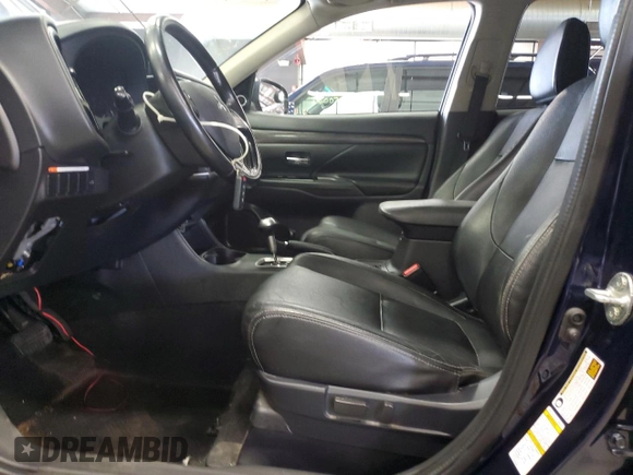 2016 Mitsubishi Outlander SE с VIN JA4AZ3A31GZ017653, выставлен на аукционе Copart как лот 65376345 с пробегом 146 433 миль миль и Чистый • Clean title. История ставок и продаж доступна на DreamBid. Изображение 7.