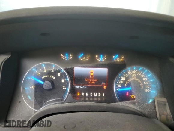 2010 Ford F-150 XL с VIN 1FTFW1EV8AFC14669, выставлен на аукционе Copart как лот 58471565 с пробегом 183 542 миль миль и Списание • Salvage title. История ставок и продаж доступна на DreamBid. Изображение 9.