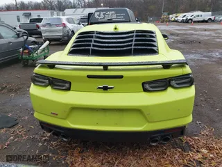 2021 Chevrolet Camaro 2SS with VIN 1G1FH1R74M0128085, listed as a IAAI auction lot 41044478 with 8,531 mi miles. Bid and sale history available at carsss.com. Image 16.