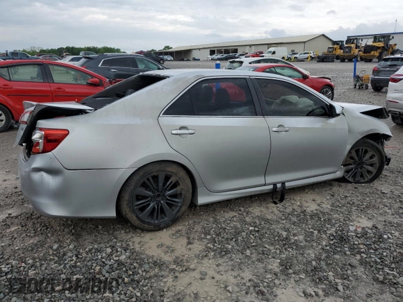 2014 Toyota Camry L with VIN 4T1BF1FK7EU449760, listed as a Copart auction lot 55347695 with 126,863 mi miles and Clean Title. Bid and sale history available at carsss.com. Image 3.