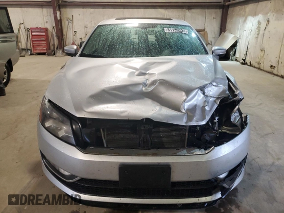 2013 Volkswagen Passat SEL Premium with VIN 1VWCH7A30DC128960, listed as a Copart auction lot 81139334 with 222,492 mi miles and Salvage Title. Bid and sale history available at carsss.com. Image 5.