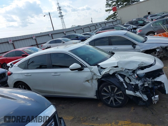 2024 Honda Civic EX-L z VIN 19XFL1H71RE027446, wystawiony jako IAAI lot #41687376 z przebiegiem 5 381 mil mil oraz . Historia ofert i sprzedaży dostępna na DreamBid. Obrazek 12.