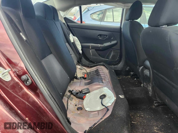 2024 Nissan Sentra SV with VIN 3N1AB8CV0RY273563, listed as a Copart auction lot 52028575 with 15,369 mi miles and Salvage Title. Bid and sale history available at carsss.com. Image 10.