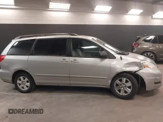 2006 Toyota Sienna CE с VIN 5TDZA23C66S575702, выставлен на аукционе IAAI как лот 42281803 с пробегом 147 963 миль миль и . История ставок и продаж доступна на DreamBid. Изображение 13.
