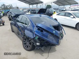 2020 BMW 3 Series 330i z VIN 3MW5R1J07L8B25522, wystawiony jako IAAI lot #41979589 z przebiegiem Nie podano mil oraz . Historia ofert i sprzedaży dostępna na DreamBid. Obrazek 3.