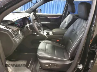 2024 GMC Acadia FWD Denali z VIN 1GKENLKS2RJ206438, wystawiony jako Copart lot #44308945 z przebiegiem 2 869 mil mil oraz Szkoda całkowita • Salvage title. Historia ofert i sprzedaży dostępna na DreamBid. Obrazek 7.