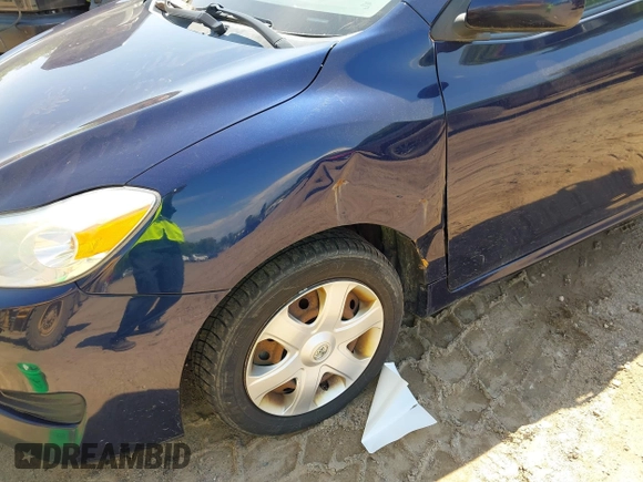 2009 Toyota Matrix z VIN 2T1KU40EX9C040282, wystawiony jako IAAI lot #42385430 z przebiegiem 185 179 mil mil oraz . Historia ofert i sprzedaży dostępna na DreamBid. Obrazek 6.