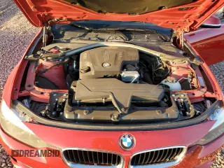 2014 BMW 3 Series 328i z VIN WBA3A5C55EJ463975, wystawiony jako Copart lot #61214915 z przebiegiem 118 677 mil mil oraz Szkoda całkowita • Salvage title. Historia ofert i sprzedaży dostępna na DreamBid. Obrazek 11.