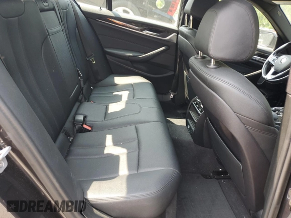 2018 BMW 5 Series 530e xDrive z VIN WBAJB1C52JG623900, wystawiony jako Copart lot #58125105 z przebiegiem 101 615 mil mil oraz Szkoda całkowita • Salvage title. Historia ofert i sprzedaży dostępna na DreamBid. Obrazek 10.