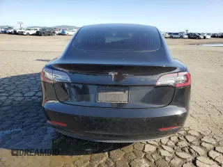 2019 Tesla Model 3 Mid Range z VIN 5YJ3E1EA8KF424584, wystawiony jako Copart lot #51331635 z przebiegiem 87 355 mil mil oraz Szkody całkowita. Historia ofert i sprzedaży dostępna na DreamBid. Obrazek 6.