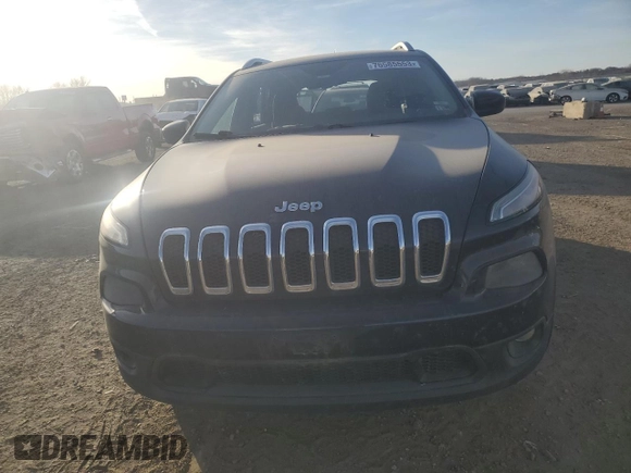 2014 Jeep Cherokee Latitude with VIN 1C4PJMCSXEW260457, listed as a Copart auction lot 76585553 with 84,957 mi miles and Salvage Title. Bid and sale history available at carsss.com. Image 5.
